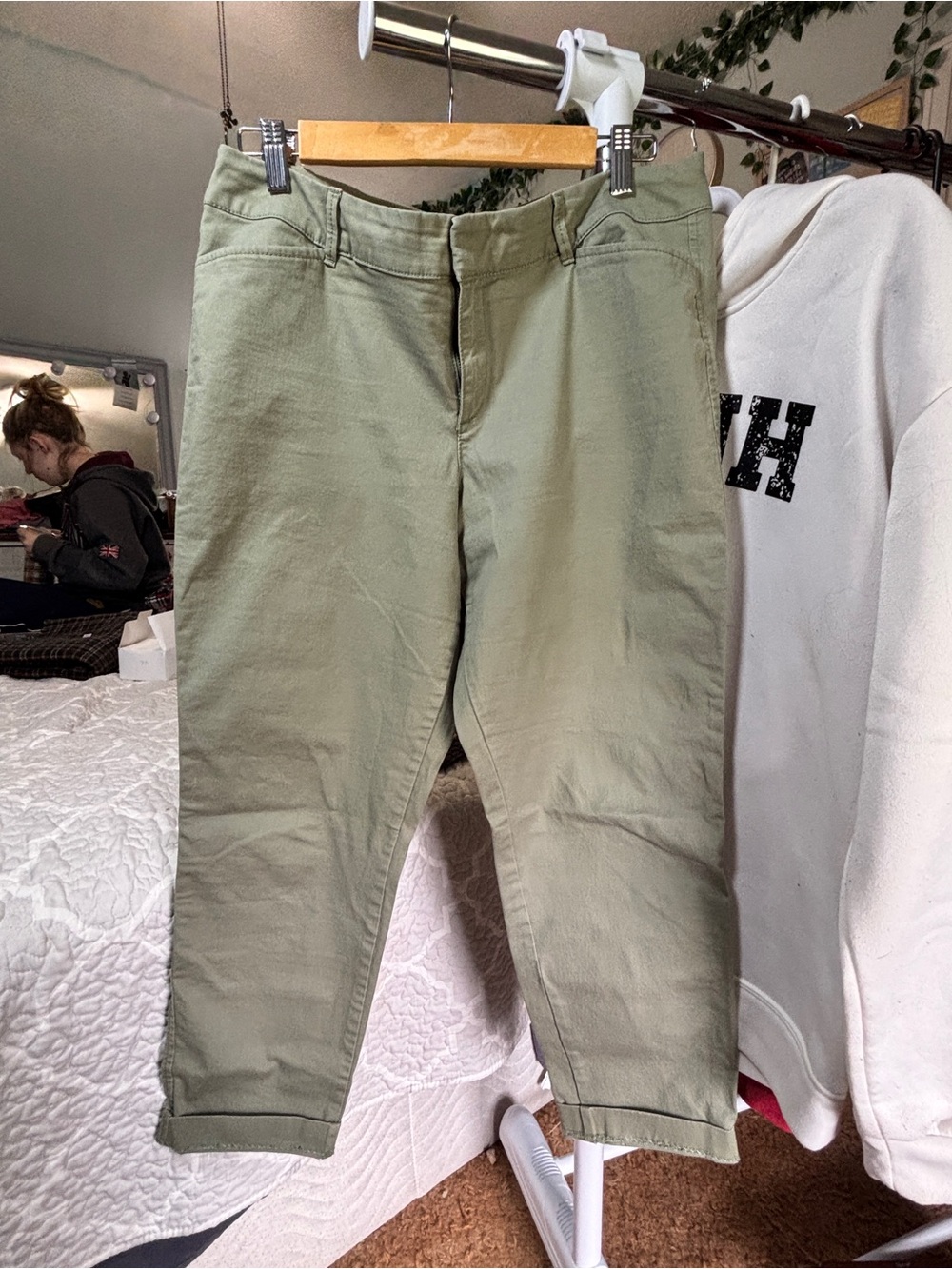 Old Navy Men's Light Olive Green Chinos